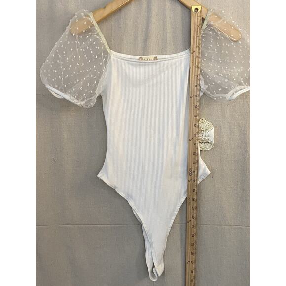 Altar'd State Women's Boho Chic Romantic Bridal Puff Bodysuit Size S Sheer NWT - Picture 5 of 10